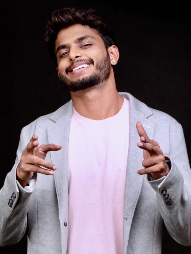 హర్ష సాయి నిజంగానే మానవతావాదినా?